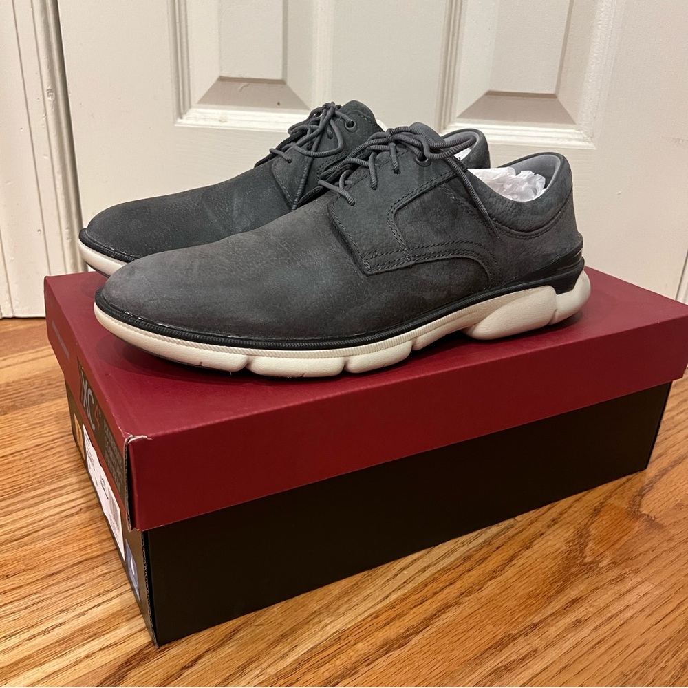 Johnston & Murphy XC4 Tanner Plain Toe Waterproof Nubuck Dark Grey Mens 10M
